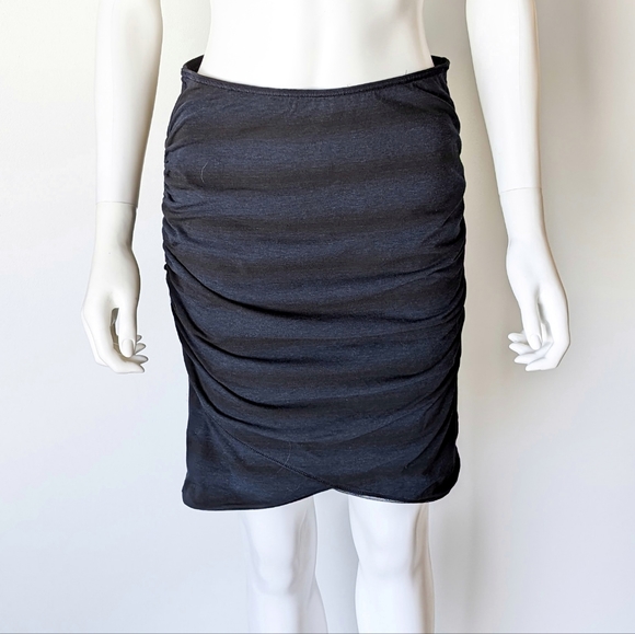 Lululemon Reversible Breezy Skirt - Blue / Black Stripe - Picture 1 of 14
